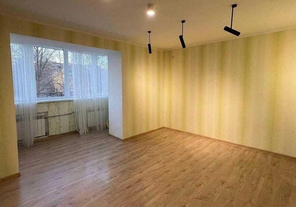 Продам 3-комн. квартиру 120 м² в новом доме с евро ремонтом