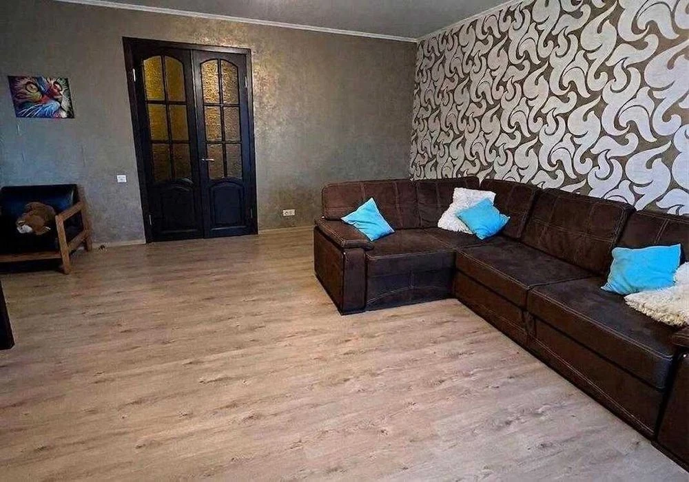 Продам 3-комн. квартиру 120 м² в новом доме с евро ремонтом