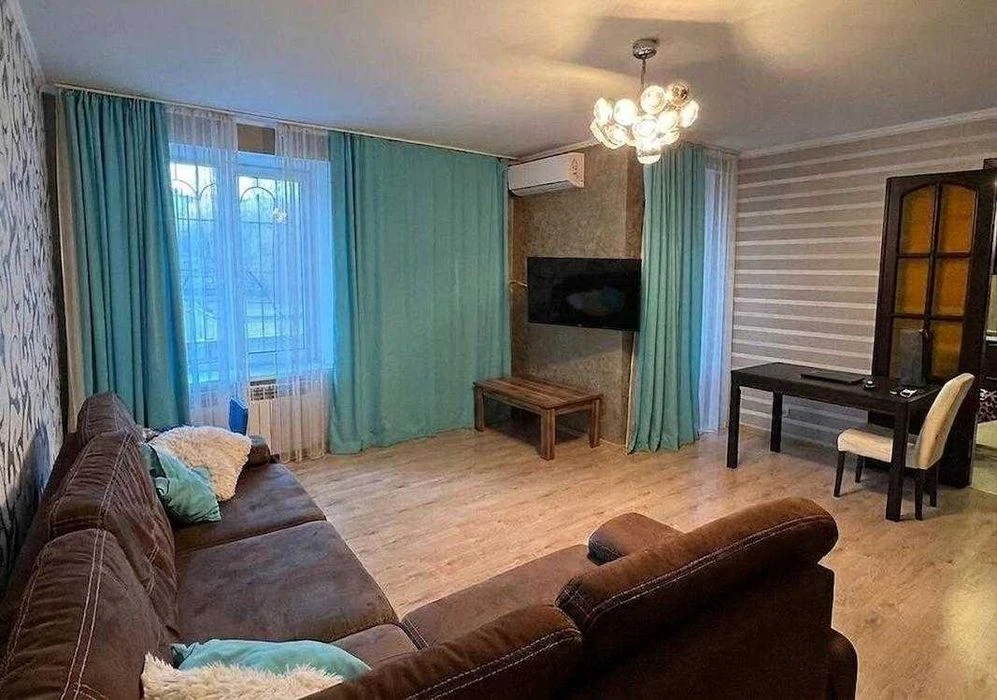 Продам 3-комн. квартиру 120 м² в новом доме с евро ремонтом