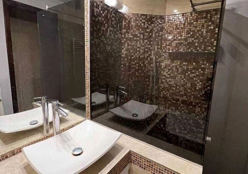 Продам 3-комн. квартиру 120 м² в новом доме с евро ремонтом