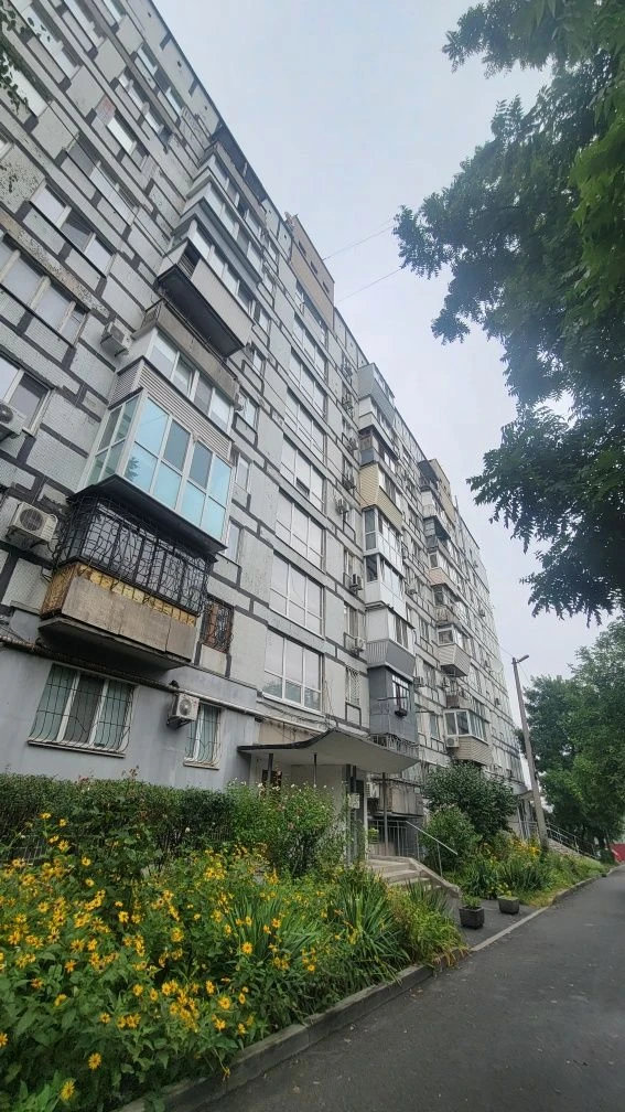 Продам 1-ком. квартиру ,Гагарина /Нагорный