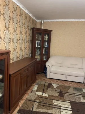 Продам 2х ком квартиру ЖМ Красный Камень 6й этаж