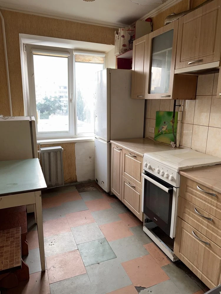 Продам 2х комнатную квартиру на Победе-5( р-н ТЦ Кодак)
