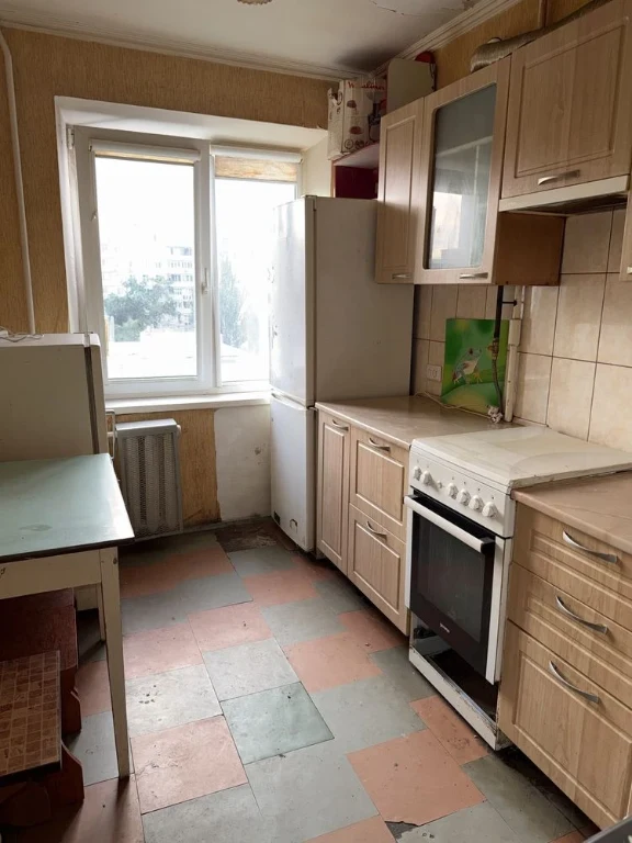 Продам 2х комнатную квартиру на Победе-5( р-н ТЦ Кодак)