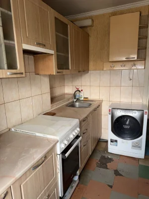 Продам 2х комнатную квартиру на Победе-5( р-н ТЦ Кодак)