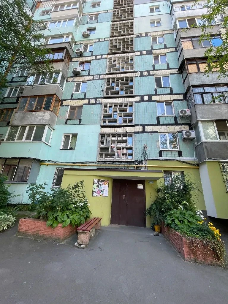 Продаж 3к квартири пр Поля вул. Мініна