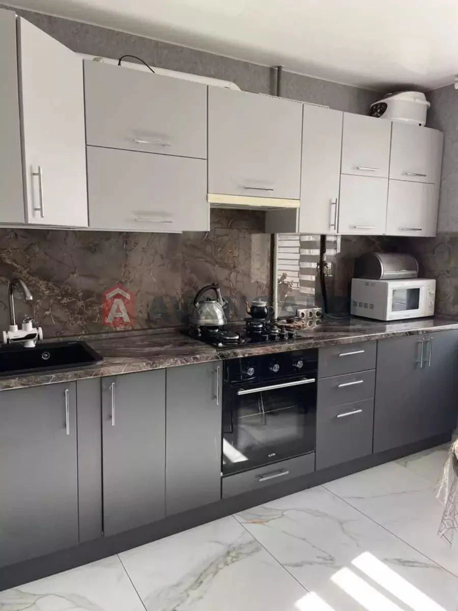 3-к квартира 65 м² на Перемозі | 4 поверх | кухня 11 м2