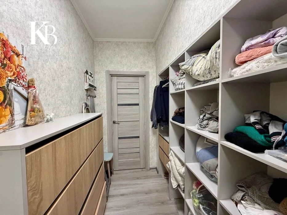 Apartment with renovation Pivnichnyy, come and live