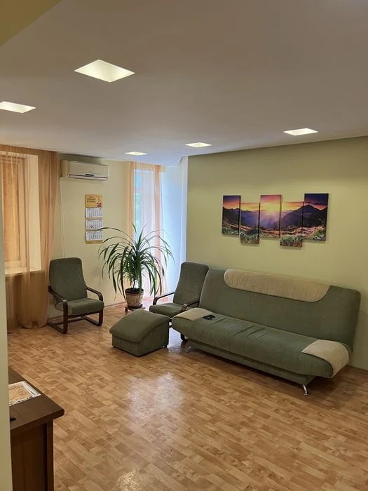 Продам 3к квартиру ул Староказацкая, 65