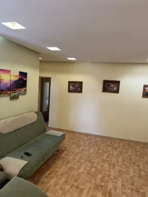 Продам 3 к квартиру вул Старокозацька,  65