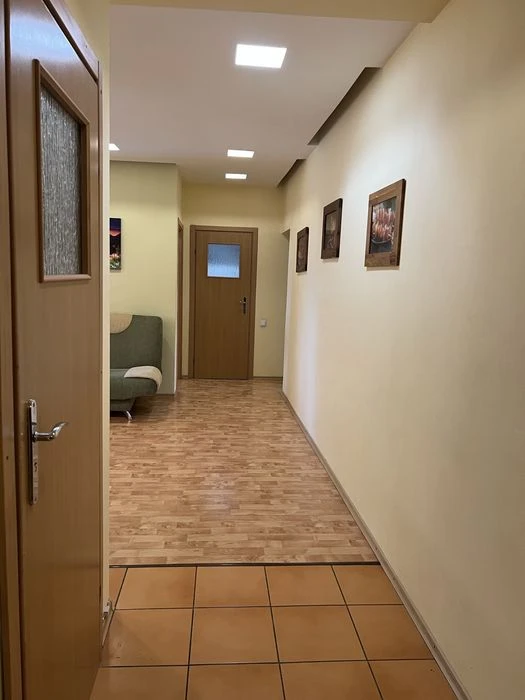 Продам 3 к квартиру вул Старокозацька,  65