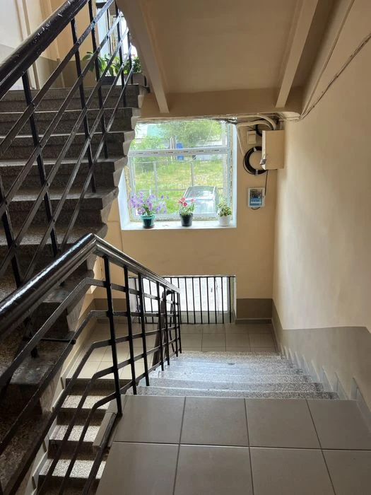 Продам 3 к квартиру вул Старокозацька,  65