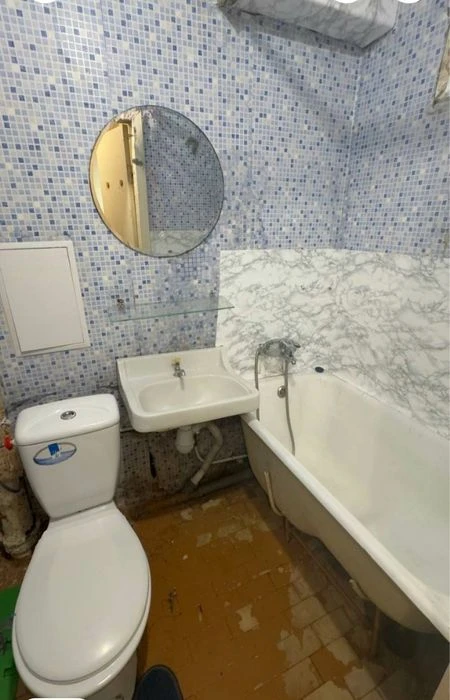 Продам 1-ком.кв на Титова в кирпичном доме!