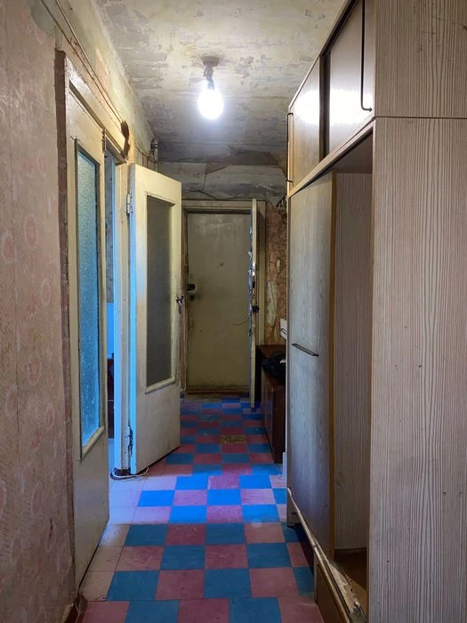 Продам 3 комн. кв. Приднепровск (Данченко)