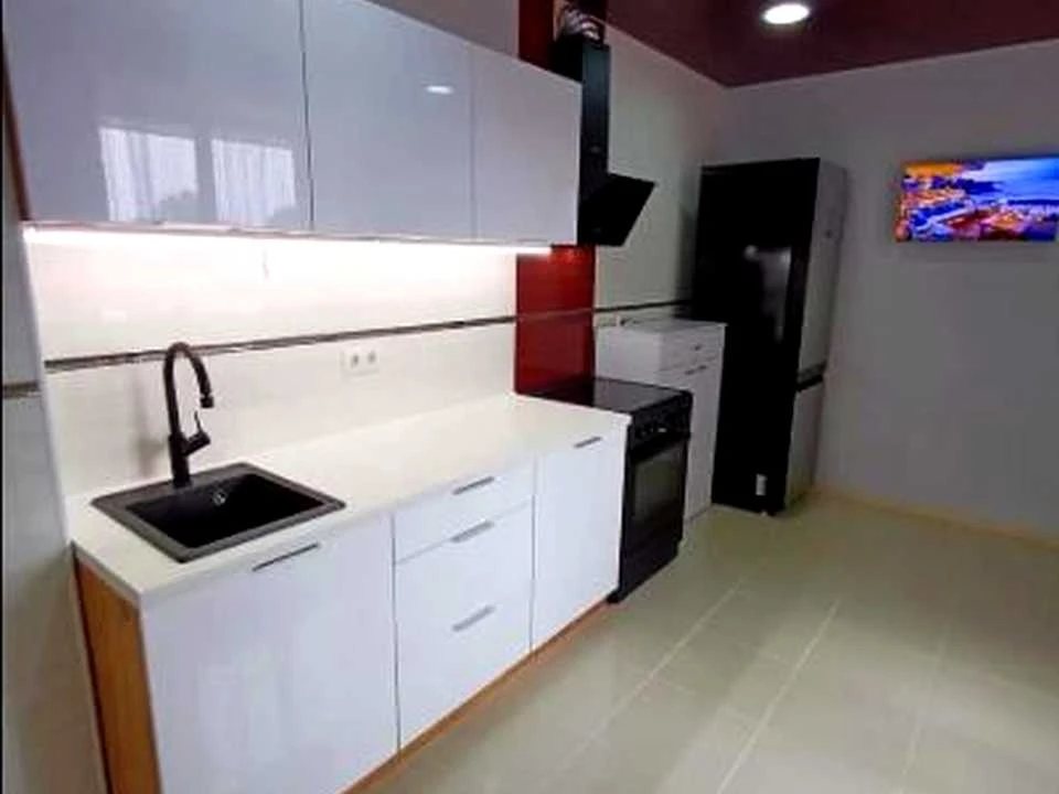 Apartment. Dnipro, Brativ Gorobtsiv St. (Dmytra Kedrina)