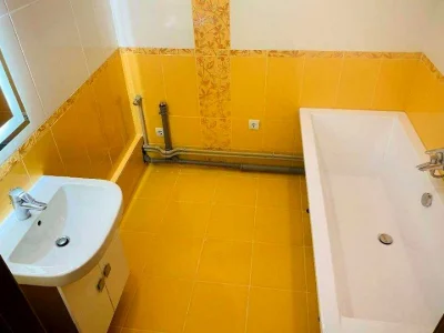 Apartment. Dnipro, Brativ Gorobtsiv St. (Dmytra Kedrina)