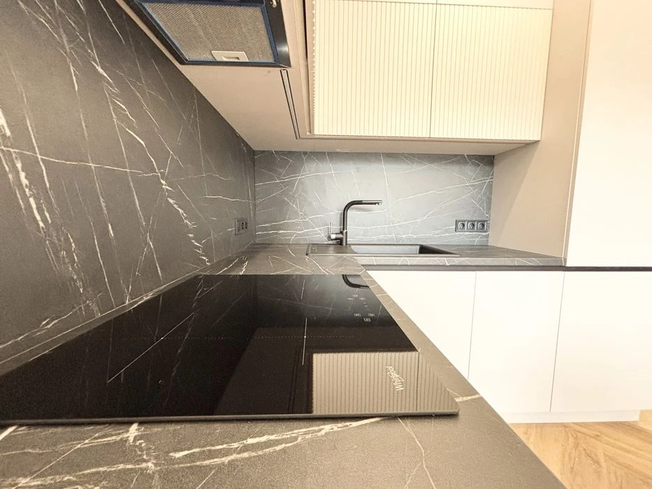 New renovation! Residential complex Geneva! 45 m2. I will sell a 1k apartment in the Center.
