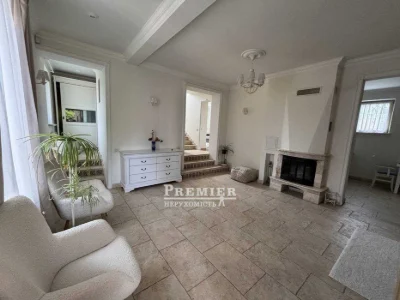 A luxurious house of 210 m² in the Mediterranean style! Generator, me
