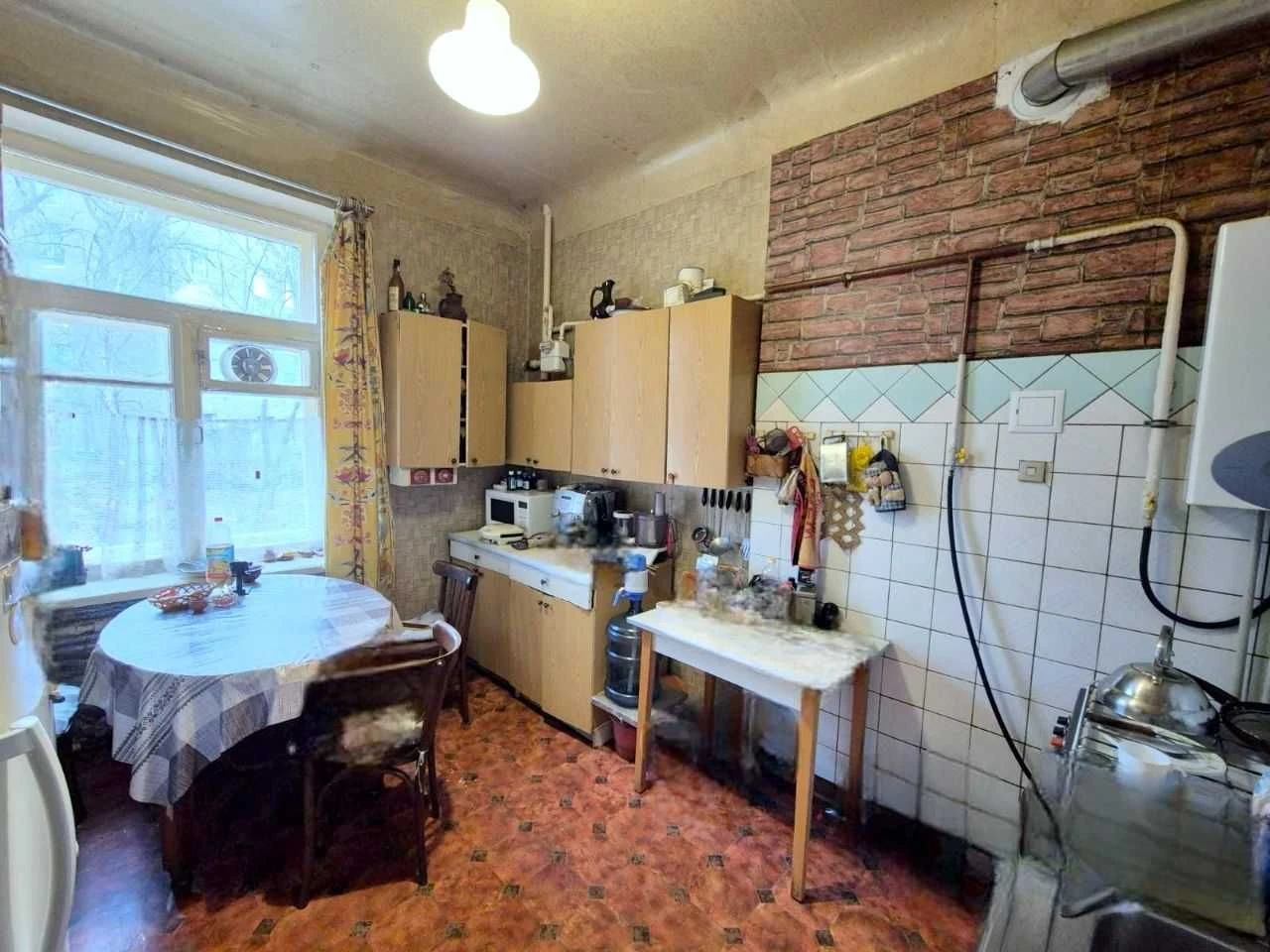 Продам 4-к квартиру в тихому зеленому дворі, вул. Лазаряна/п