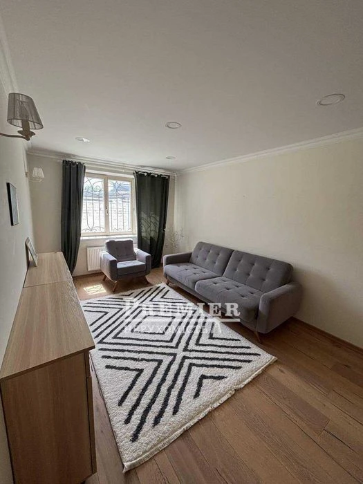 A luxurious house of 210 m² in the Mediterranean style! Generator, me