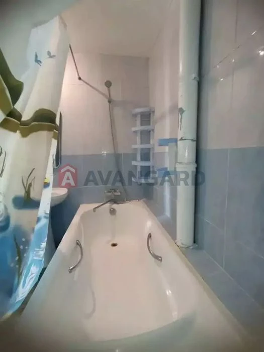 Продам 4к квартиру с ремонтом, 46000$, Тополь1, ВАУЧЕР, безн