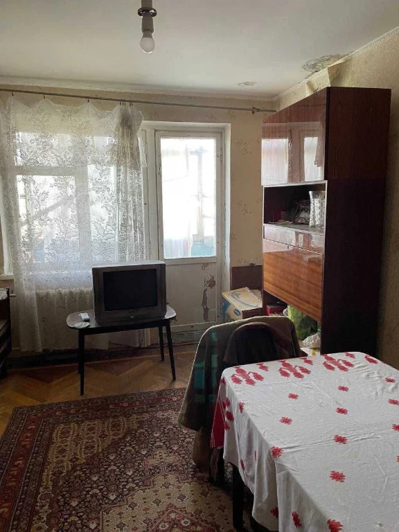 Продам 2-комнатную квартиру в районе Косиора.