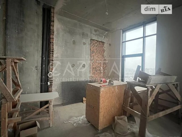 Sale of 4-room apartment 153 sq. m. on Andriy Verkhoglyada St. 11-B