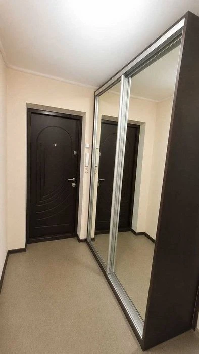 SEPARATE ROOMS FOR SALE 2-room apartment LOGGIA WITH KITCHEN w/m