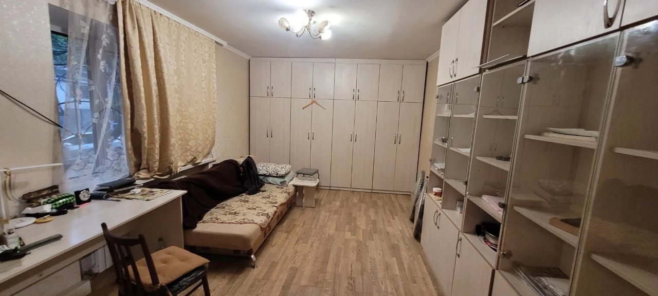 Продам 2к квартиру центр, вул. Воскресенська (Леніна), ЦУМ,