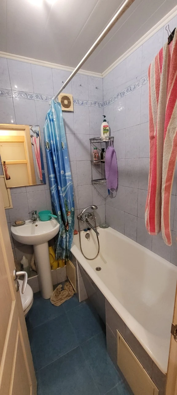 Продам 2к квартиру центр, вул. Воскресенська (Леніна), ЦУМ,