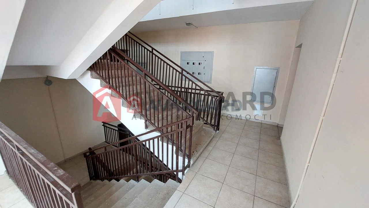 СРОЧНО 2к.кв (62м.кв).Левобережный 3.Новострой.Кирпич 41999$