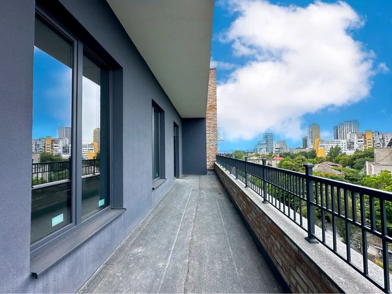 Premium apartment 68.6m2, terrace, Loft Egoist residential complex, Shevchenko Park