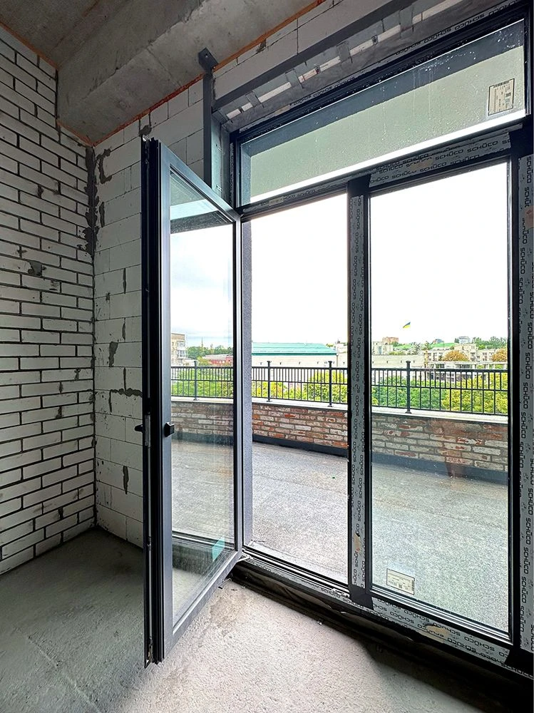 Premium apartment 68.6m2, terrace, Loft Egoist residential complex, Shevchenko Park