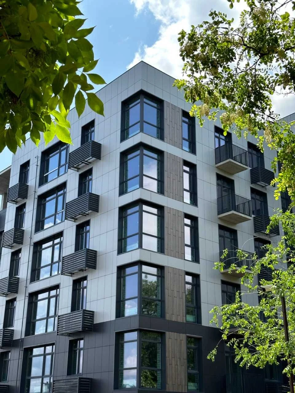 Продаж 2к квартир.  Еко комплекс FOREST HILL Паркова зона. е