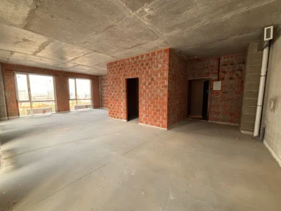 ЖК Женева 71м2, пять окон, газ! Продам квартиру в центре,