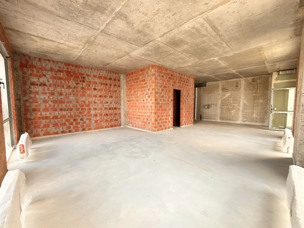 ЖК Женева 71м2, пять окон, газ! Продам квартиру в центре,