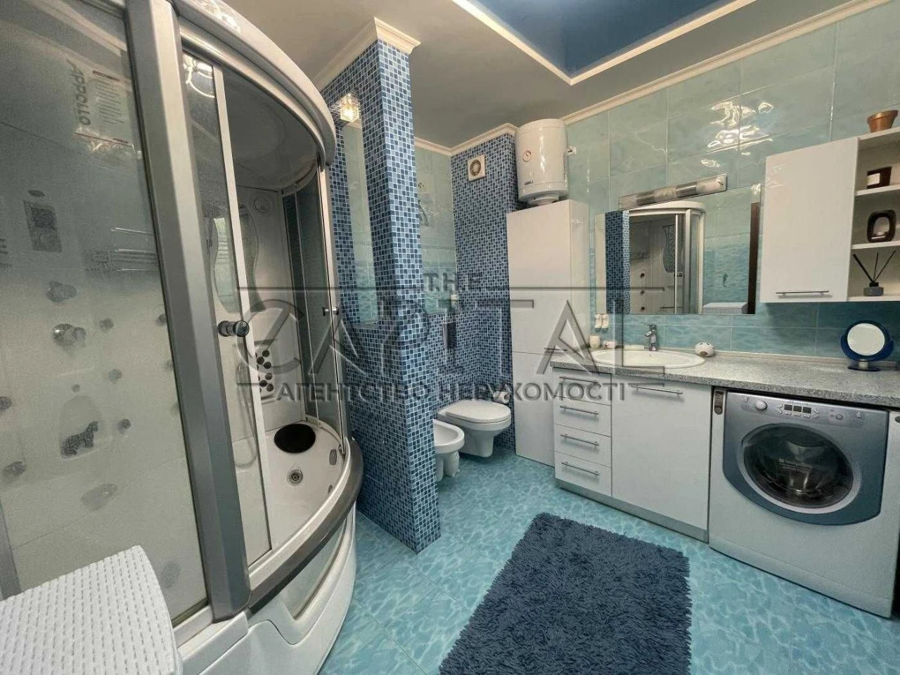 Продаж 3-кімнатної квартири з меблями та технікою