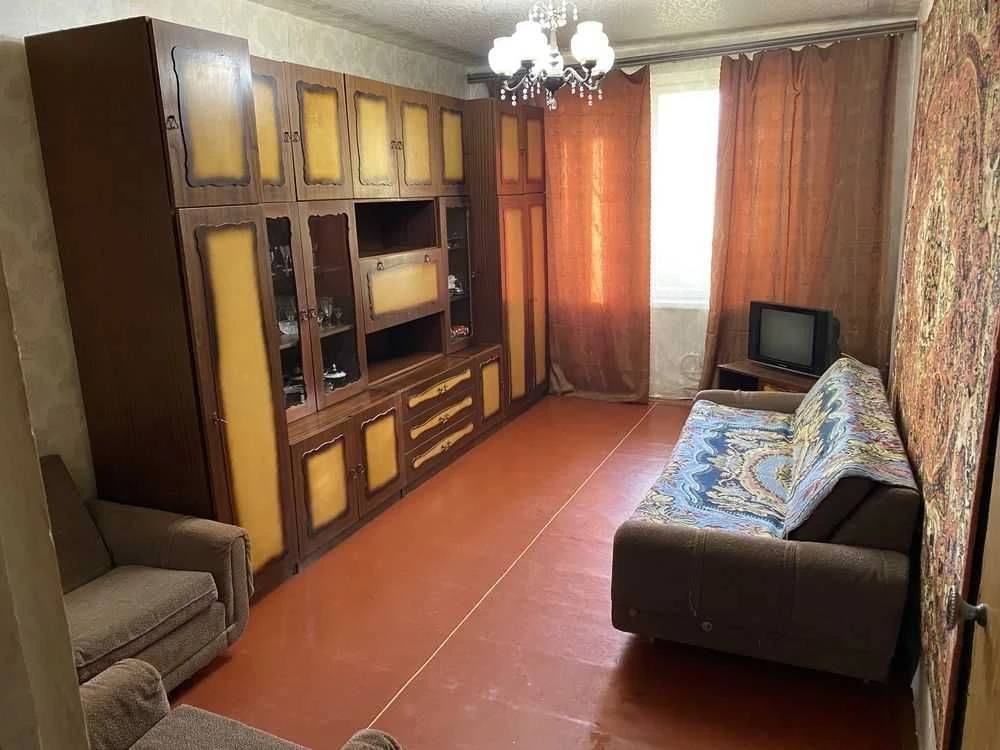 Продам 3к. кв, Холодная Гора. Рассматриваем сертификат.. ID-