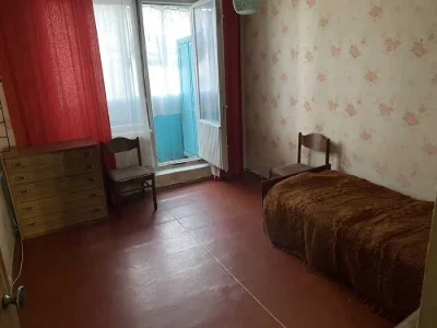 Продам 3к. кв, Холодная Гора. Рассматриваем сертификат.. ID-