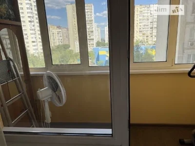 Sale of 1-room apartment 41.7 sq. m. on Larisa Rudenko St. 3B • ID