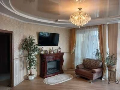 Продам 2-х кімнатну квартиру на Котовського 78м2 на низькому