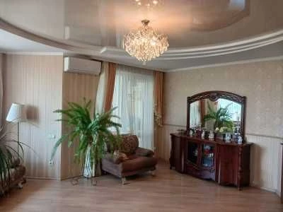 Продам 2-х кімнатну квартиру на Котовського 78м2 на низькому