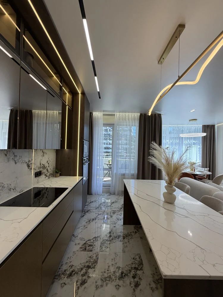 ЖК Атмосфера, 93 кв.м. с дорогим качественным ремонтом. Арка