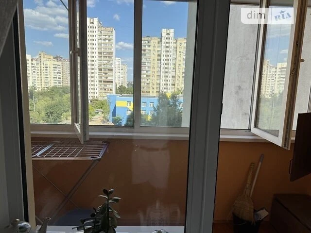 Sale of 1-room apartment 41.7 sq. m. on Larisa Rudenko St. 3B • ID
