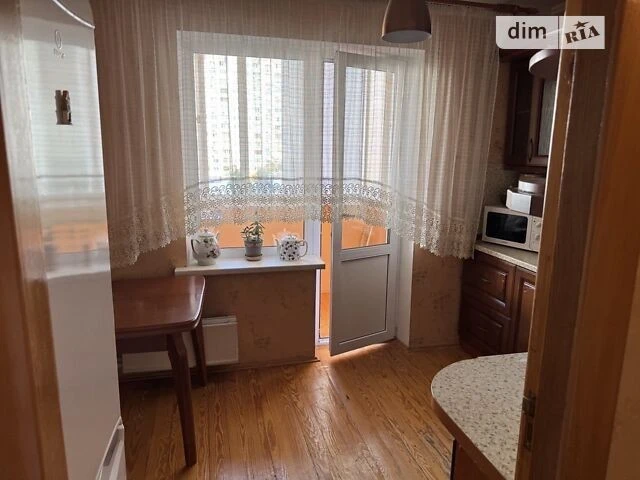 Sale of 1-room apartment 41.7 sq. m. on Larisa Rudenko St. 3B • ID