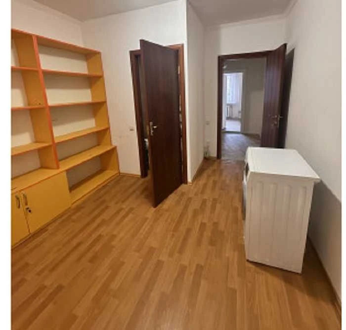 Продам 6 комнатную квартиру на Таирова