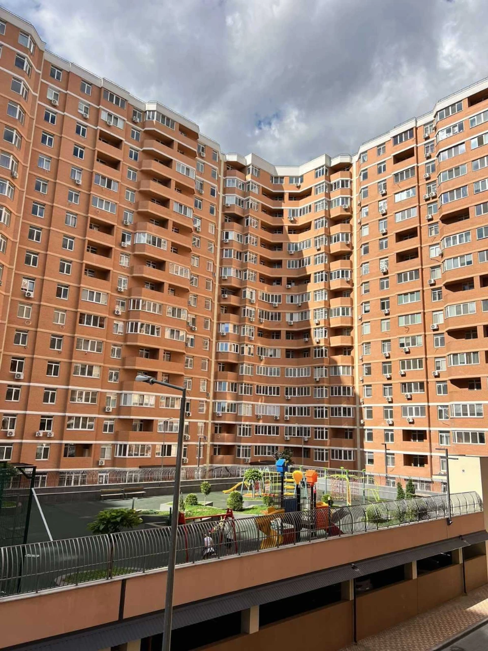 3-кімнатна квартира в ЖК "Real Park" від СК STIKON, 90 м2 дв