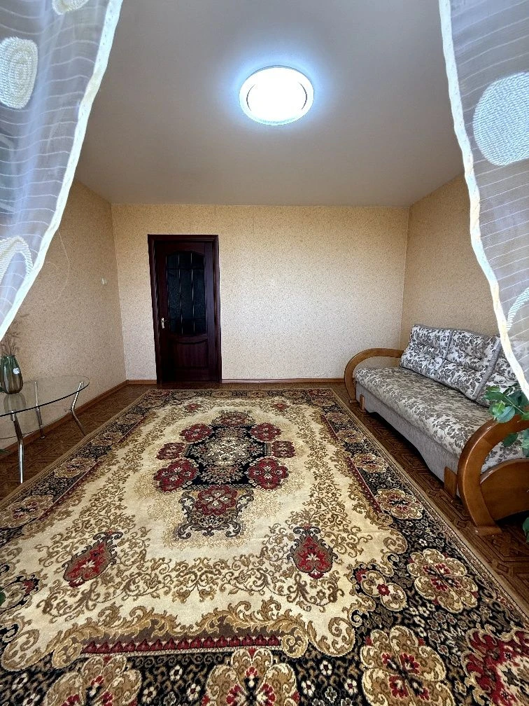 Продам свою 2 ком кв. Академика Глушко / Панорама. Без комис