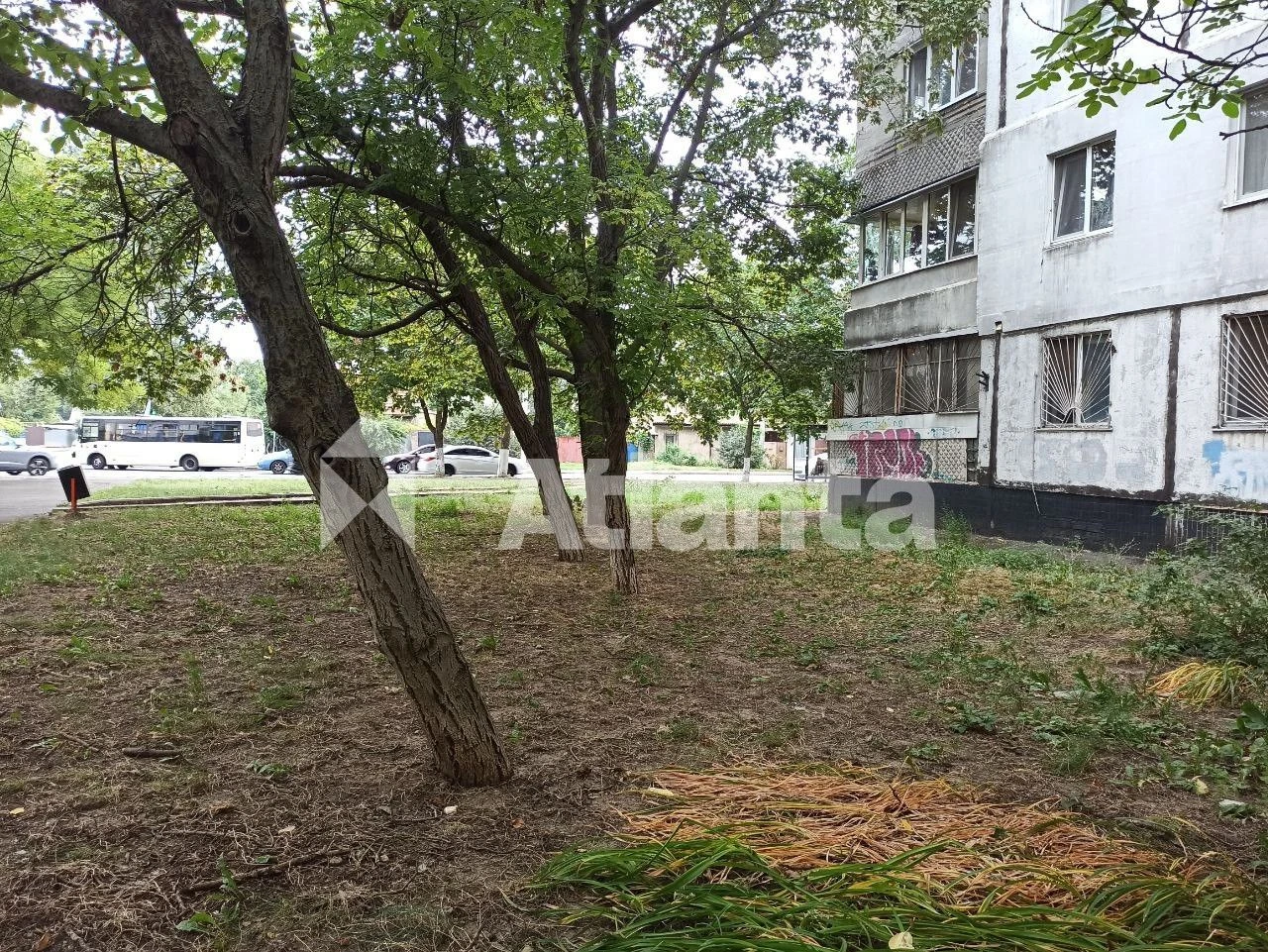 Квартира під комерцію вул. Ільфа та Петрова, Левітана, Таїро