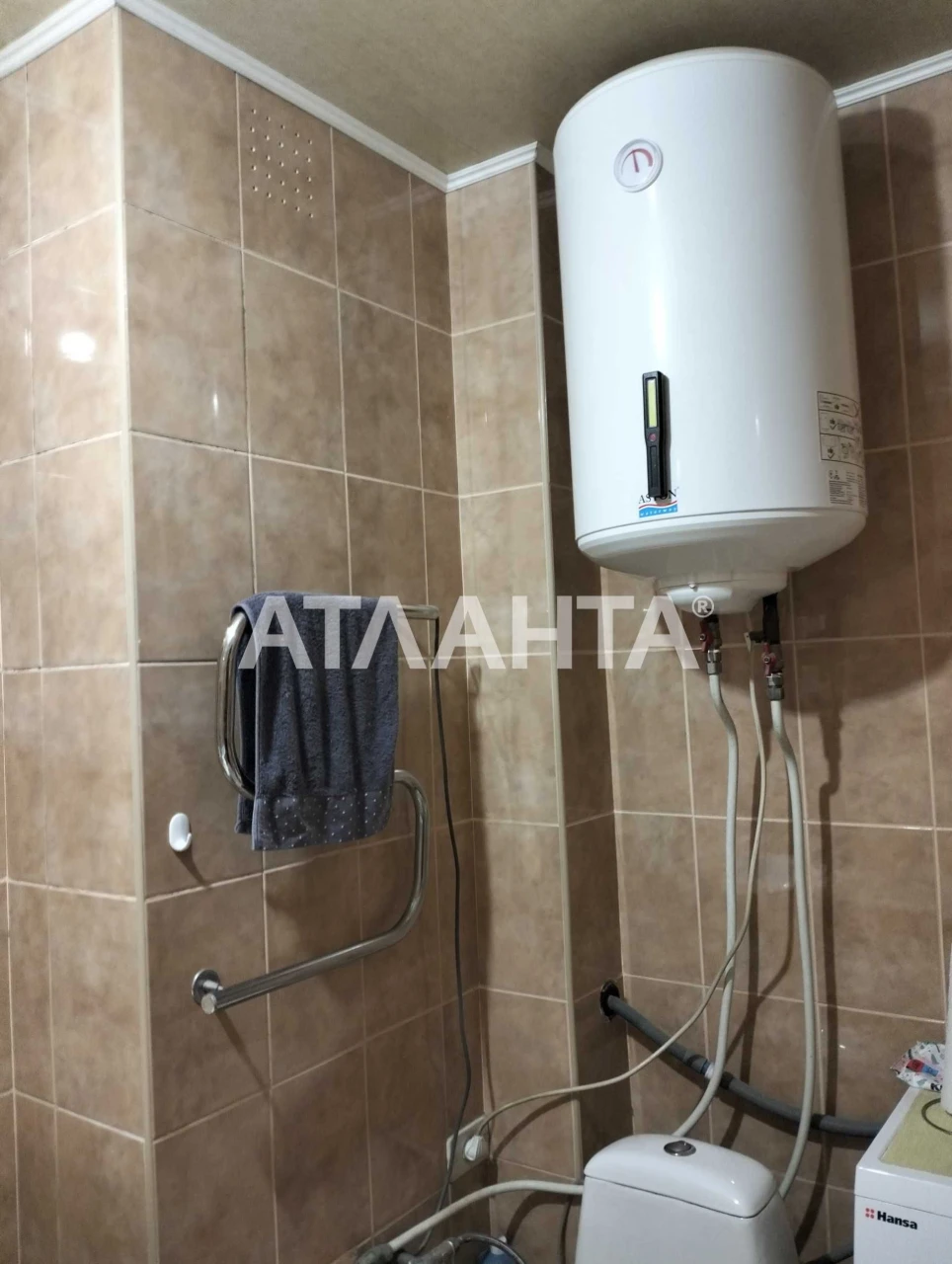 3 кімнатна квартира 72м2 біля ТЦ Сім'я. Є-відновлення.
